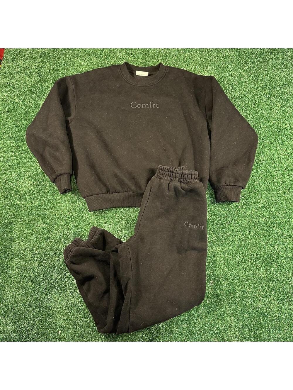 Kids Black Comfrt crewneck sweatshirt and sweatpants set size large